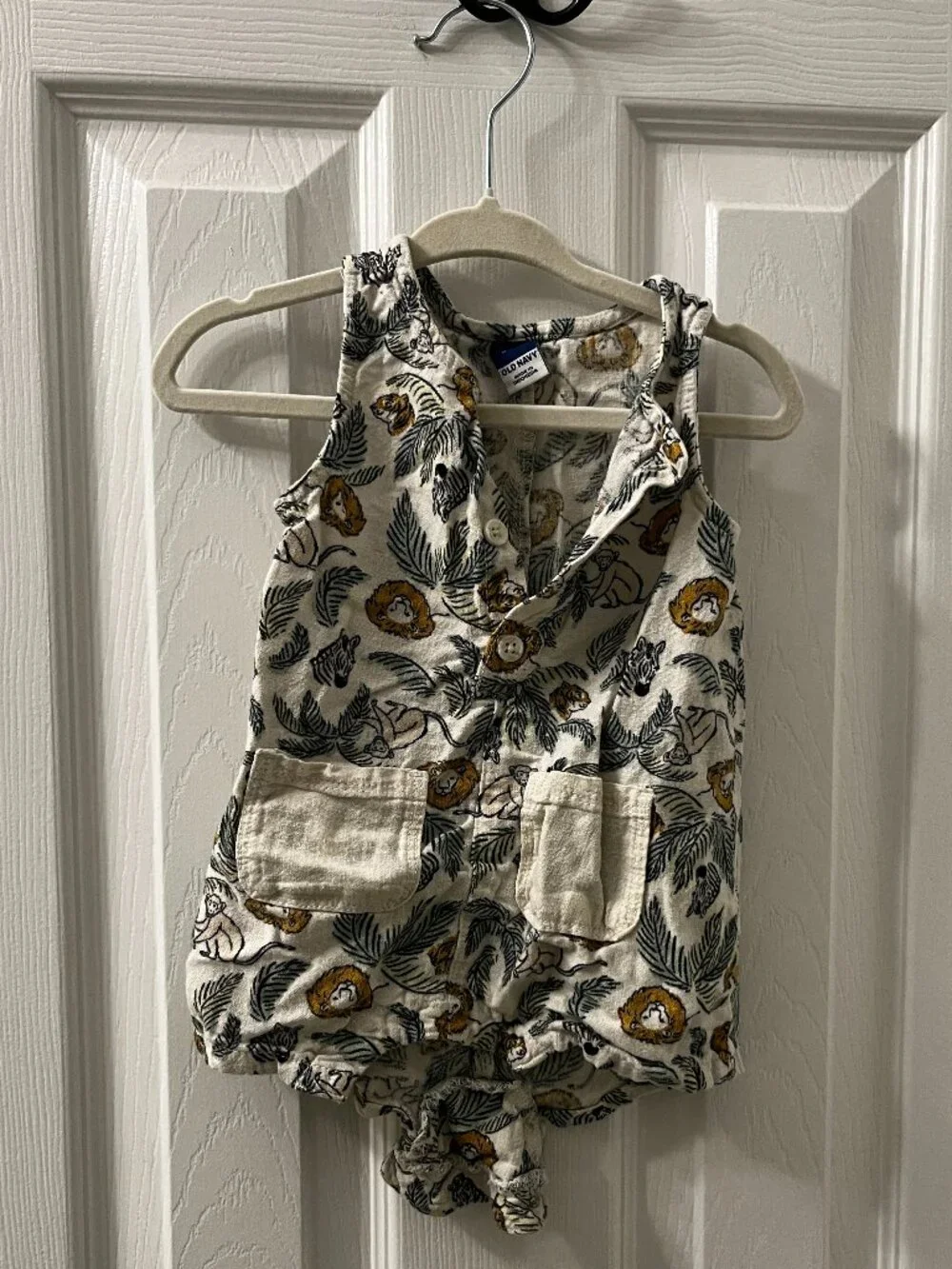 Old Navy 6-12 Sleeveless Short Romper in Jungle Print